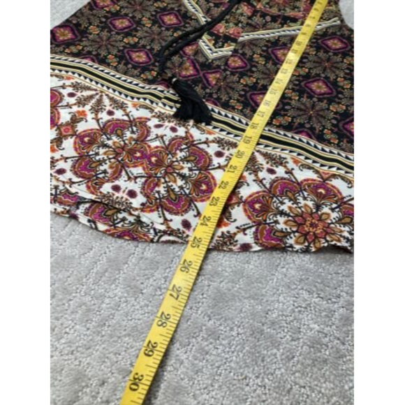 Meraki Scarf Patterned Black/White/Pink W/Tassel Tank Top Blouse, Size S… - Picture 4 of 6